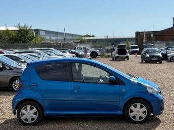 Toyota AYGO 1.0 VVT-i Blue Euro 4 5dr