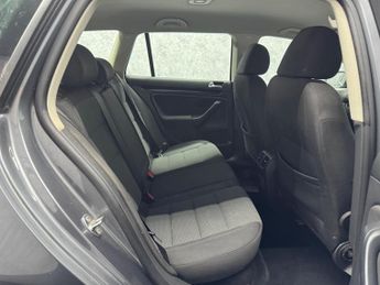 Volkswagen Golf 1.6 TDI SE DSG Euro 5 5dr