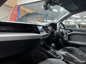 Audi A1 1.5 TFSI 35 S line Sportback S Tronic Euro 6 (s/s) 5dr