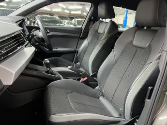 Audi A1 1.5 TFSI 35 S line Sportback S Tronic Euro 6 (s/s) 5dr