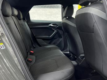 Audi A1 1.5 TFSI 35 S line Sportback S Tronic Euro 6 (s/s) 5dr