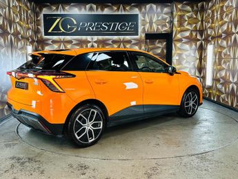 MG MG4 64kWh Trophy Long Range Auto 5dr