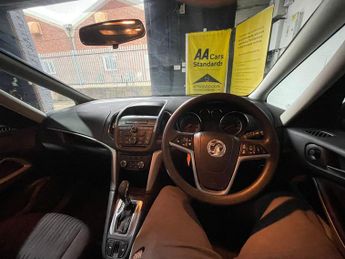 Vauxhall Zafira Tourer 1.4T 16V Exclusiv Auto Euro 5 5dr