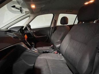 Vauxhall Zafira Tourer 1.4T 16V Exclusiv Auto Euro 5 5dr