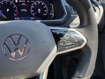 Volkswagen Tiguan 1.5 TSI R-Line DSG Euro 6 (s/s) 5dr