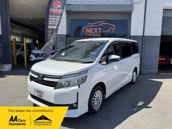 Toyota Voxy Toyota voxy 1.8 hybrid 7 seater