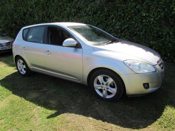 Kia Ceed 1.4 SR7 5dr