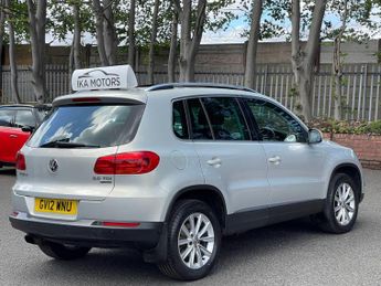 Volkswagen Tiguan 2.0 TDI BlueMotion Tech SE DSG 4WD Euro 5 (s/s) 5dr