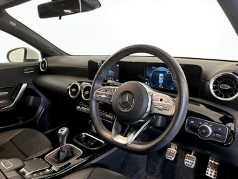 Mercedes-Benz A Class 1.5 A180d AMG Line Euro 6 (s/s) 5dr
