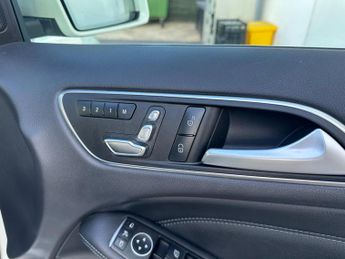 Mercedes-Benz B Class B250e Sport (Premium) Auto 5dr