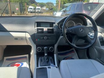 Mercedes-Benz C Class 1.8 C180 BlueEfficiency SE Auto Euro 5 4dr