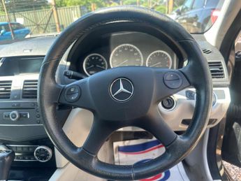 Mercedes-Benz C Class 1.8 C180 BlueEfficiency SE Auto Euro 5 4dr