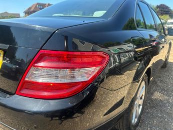 Mercedes-Benz C Class 1.8 C180 BlueEfficiency SE Auto Euro 5 4dr