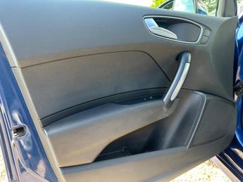 Audi A1 1.4 TFSI S line Sportback S Tronic Euro 5 (s/s) 5dr