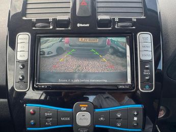 Nissan Leaf 30kWh Acenta Auto 5dr