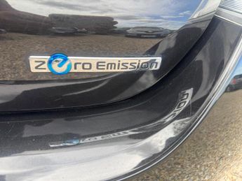 Nissan Leaf 30kWh Acenta Auto 5dr