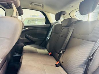 Ford Focus 1.6 Titanium Powershift Euro 5 5dr