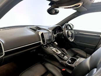 Porsche Cayenne 3.0 TD V6 Platinum Edition TiptronicS 4WD Euro 6 (s/s) 5dr