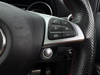 Mercedes-Benz A Class 2.1 A200d AMG Line (Premium Plus) 7G-DCT Euro 6 (s/s) 5dr