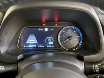 Nissan Leaf 40kWh Tekna Auto 5dr