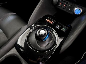 Nissan Leaf 40kWh Tekna Auto 5dr