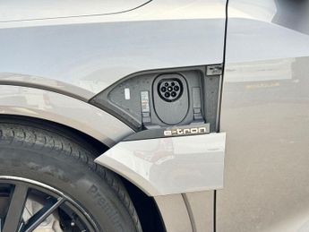 Audi e-tron 55 Launch Edition Auto quattro 5dr 95kWh