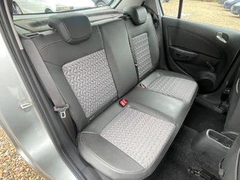 Vauxhall Corsa 1.4 16V SE Auto Euro 5 5dr