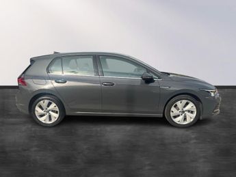 Volkswagen Golf 1.5 eTSI MHEV Style DSG Euro 6 (s/s) 5dr