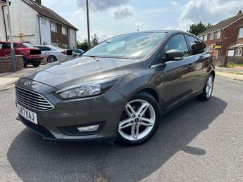 Ford Focus 1.0T EcoBoost Zetec Euro 6 (s/s) 5dr