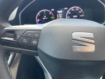 SEAT Leon 1.4 eHybrid 12.8kWh XCELLENCE DSG Euro 6 (s/s) 5dr