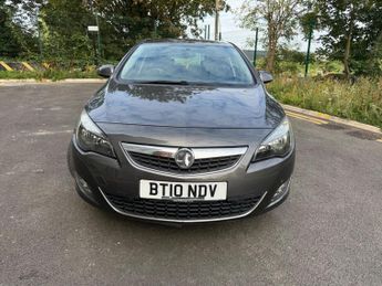 Vauxhall Astra 1.6 16v SRi Hatchback 5dr Petrol Auto Euro 5 (115 ps)