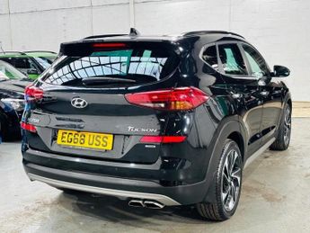 Hyundai TUCSON 2.0 CRDi Premium SE Auto 4WD Euro 6 (s/s) 5dr