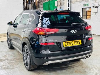 Hyundai TUCSON 2.0 CRDi Premium SE Auto 4WD Euro 6 (s/s) 5dr