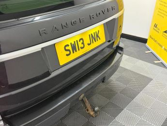 Land Rover Range Rover 4.4 SD V8 Vogue SUV 5dr Diesel Auto 4WD Euro 5 (339 ps)