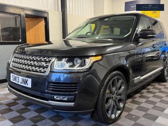 Land Rover Range Rover 4.4 SD V8 Vogue SUV 5dr Diesel Auto 4WD Euro 5 (339 ps)