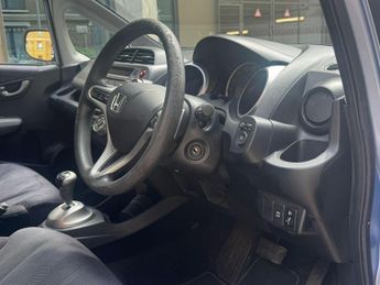 Honda Jazz 1.4 i-VTEC ES i SHIFT Euro 5 5dr