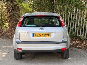 Ford Focus 1.6 Zetec Climate 5dr