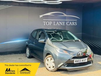 Toyota AYGO 1.0 VVT-i x-play Euro 5 5dr Euro 5