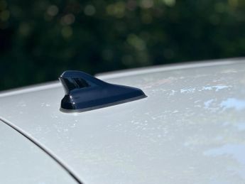 VOLKSWAGEN GOLF 2.0 TSI GTI