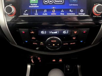 Nissan Navara 2.3 dCi N-Connecta Auto 4WD Euro 6 4dr