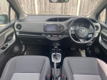 Toyota Yaris 1.5 VVT-h Icon E-CVT Euro 6 (s/s) 5dr