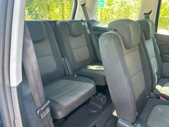 Volkswagen Sharan 2.0 TDI BlueMotion Tech SE DSG Euro 5 (s/s) 5dr