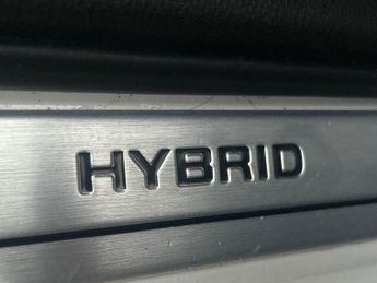 Toyota Yaris 1.5 VVT-h Design E-CVT Euro 6 (s/s) 5dr