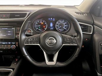 Nissan Qashqai 1.3 DIG-T Tekna Euro 6 (s/s) 5dr