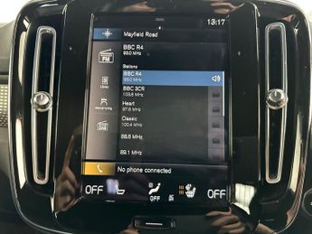 Volvo XC40 1.5h T4 Recharge 10.7kWh R-Design Auto Euro 6 (s/s) 5dr