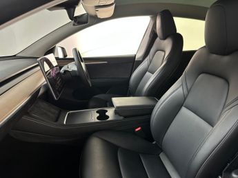 Tesla Model Y Auto RWD 5dr