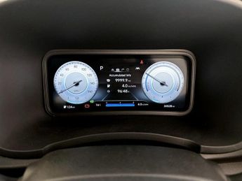 Hyundai KONA 39kWh SE Connect Auto 5dr (10.5kW Charger)