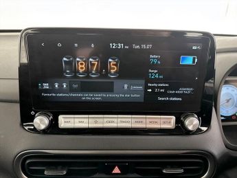 Hyundai KONA 39kWh SE Connect Auto 5dr (10.5kW Charger)