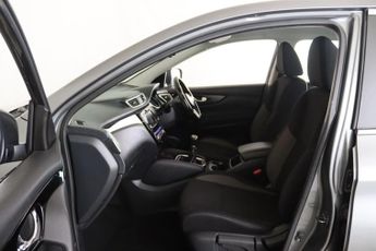 Nissan Qashqai 1.3 DIG-T Acenta Premium Euro 6 (s/s) 5dr