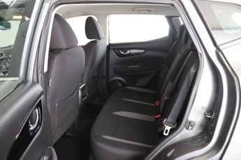 Nissan Qashqai 1.3 DIG-T Acenta Premium Euro 6 (s/s) 5dr
